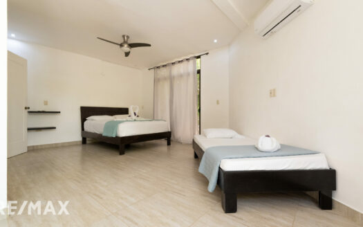 Las Perlitas – Motivated Seller in Prime Sámara Location!