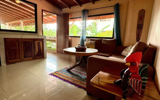 Terrapin Station No.1 – Investment Property with 5 Apartments and Pool in Bosque del Lago, Carrillo