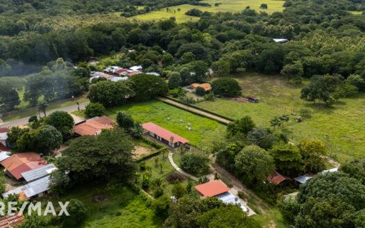 LOTE YARI – Exceptional Opportunity 2935 sqm on the Main Road,  Nicoya