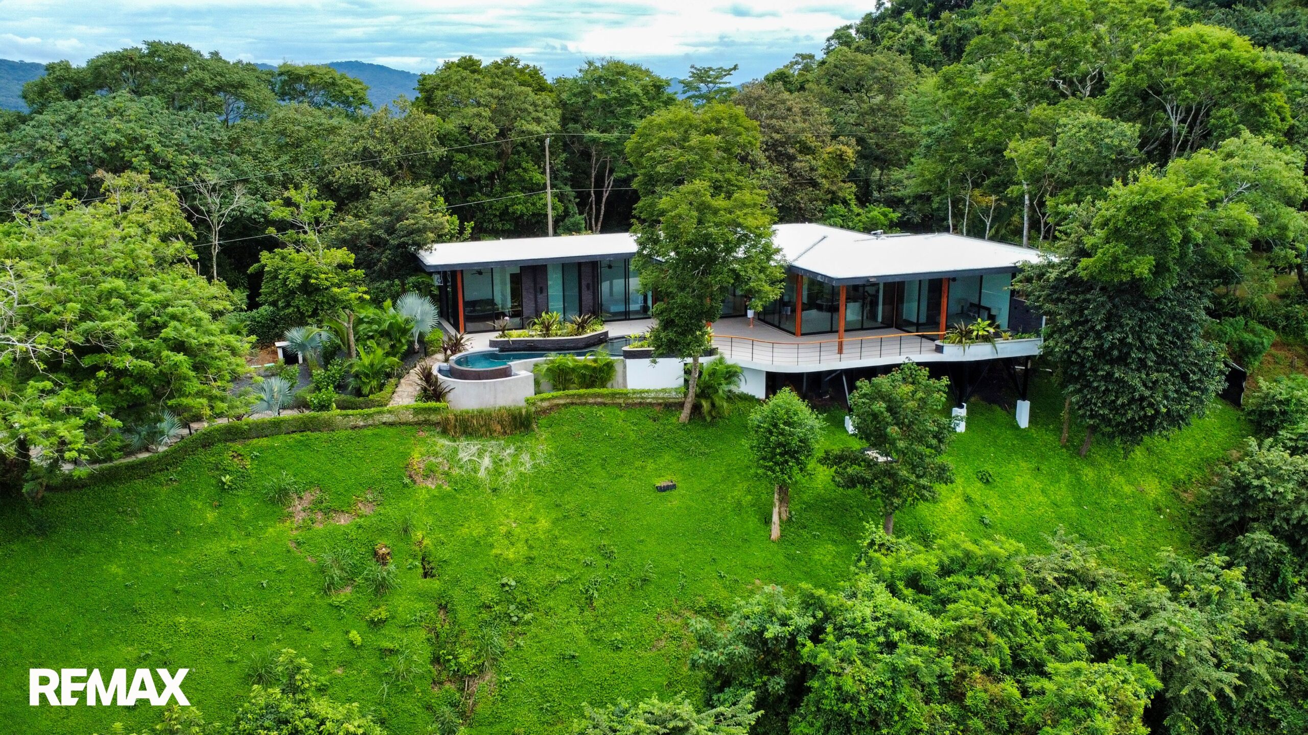 Refined Ocean-View Living in Bosque Verde