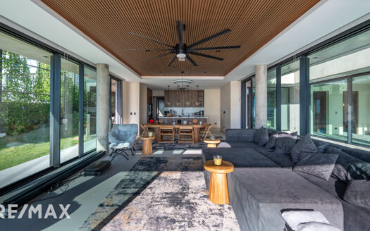 Casa Ceremonia-A Private Luxury Sanctuary in Nosara Estates