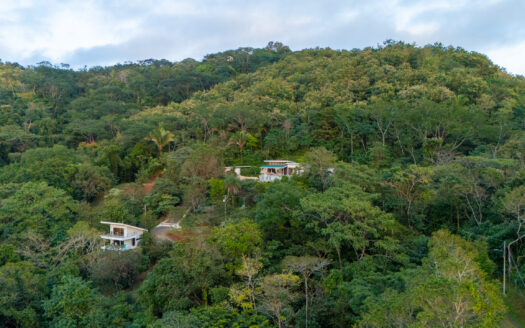 Casa Campeón – Sustainable Mountain Estate Between Samara and Nosara in Finca Cotinga Azul