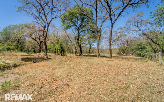 Prime Commercial Lot Near Nosara Airport — Strategic Development Opportunity