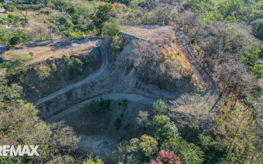 Peaceful Mountain View Lots – Combo