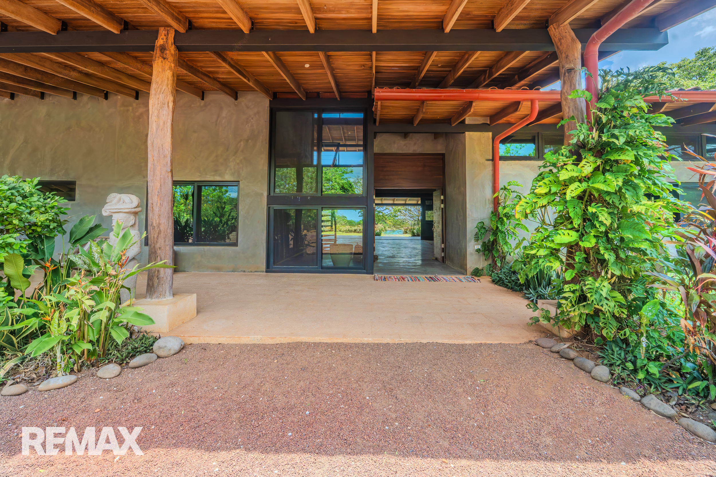 Beachfront Estate with Development Potential in Playa Marbella