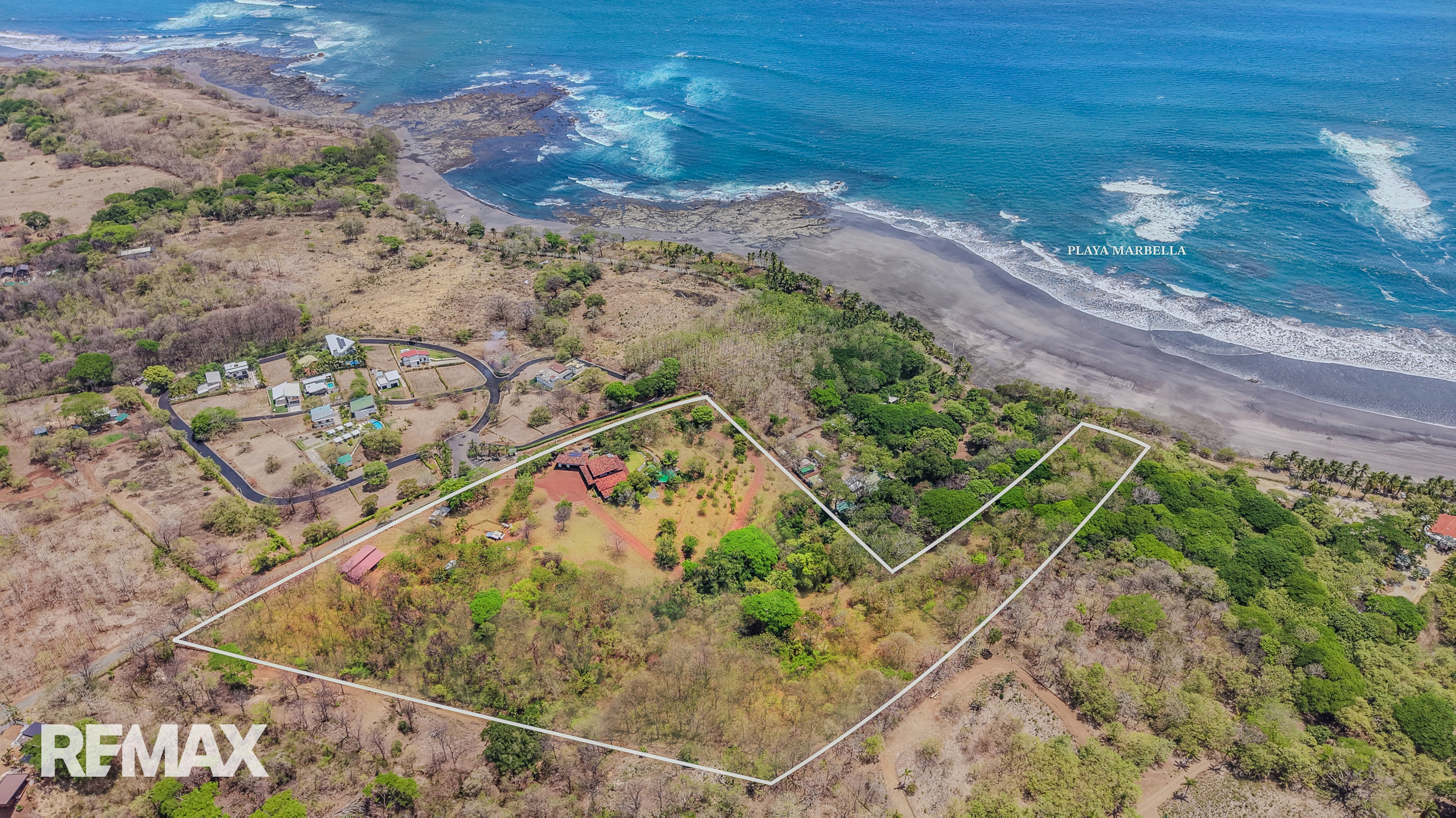 Beachfront Estate with Development Potential in Playa Marbella