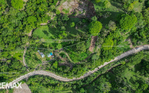 High-Visibility 1.02-Hectare Lot with 1-Bed Casita | San Fernando