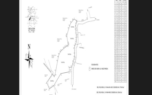 Private Mountain Farm with Creek in San Juanillo
