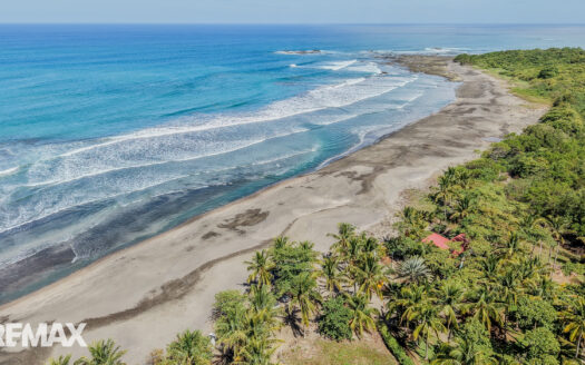 Agua de Mar- 4.25 Acres in Marbella, Guanacaste